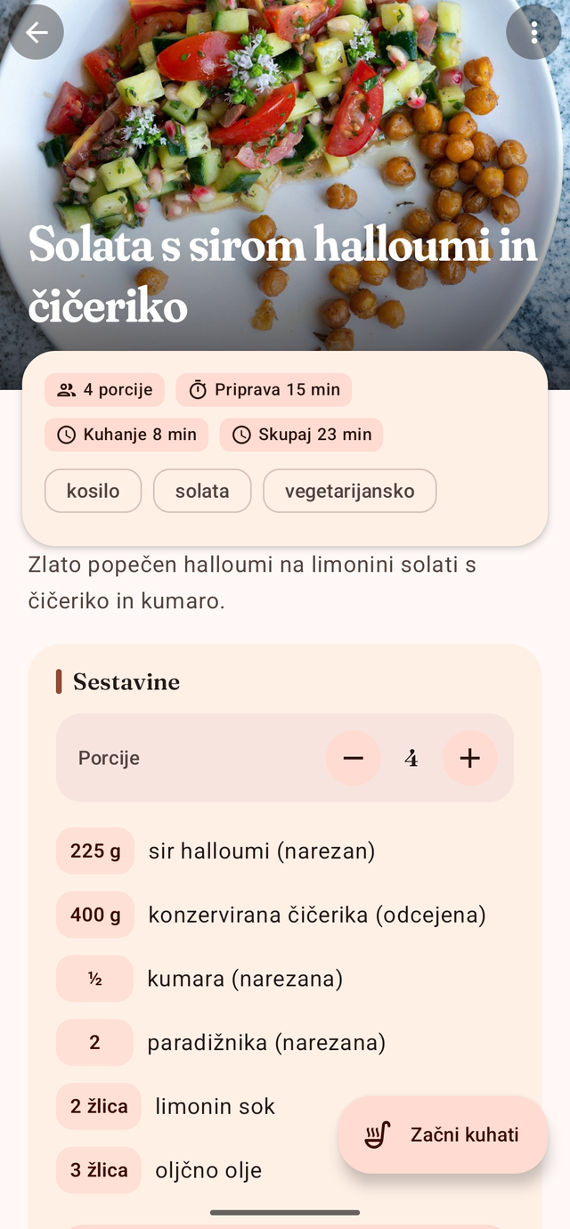 Odprt recept v aplikaciji CookerBooker s fotografijo, časi, značkami in seznamom sestavin z drsnikom za porcije
